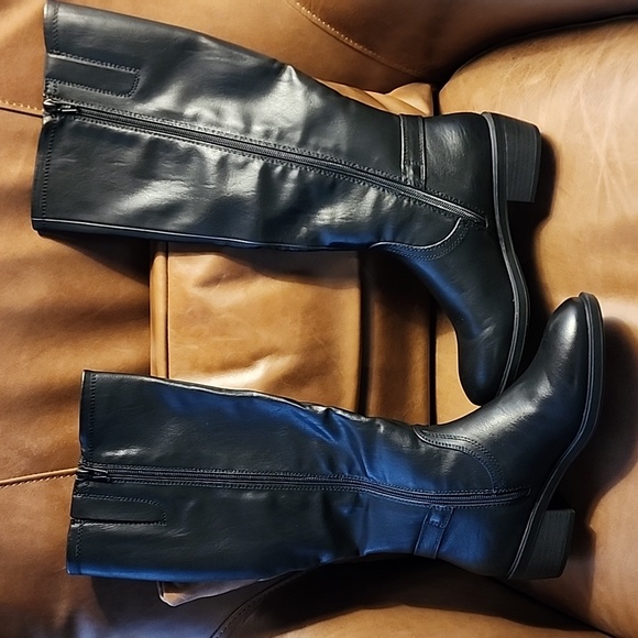 BareTraps Shoes - Black Riding Boot